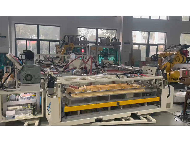 Rotary table type robot gluing station