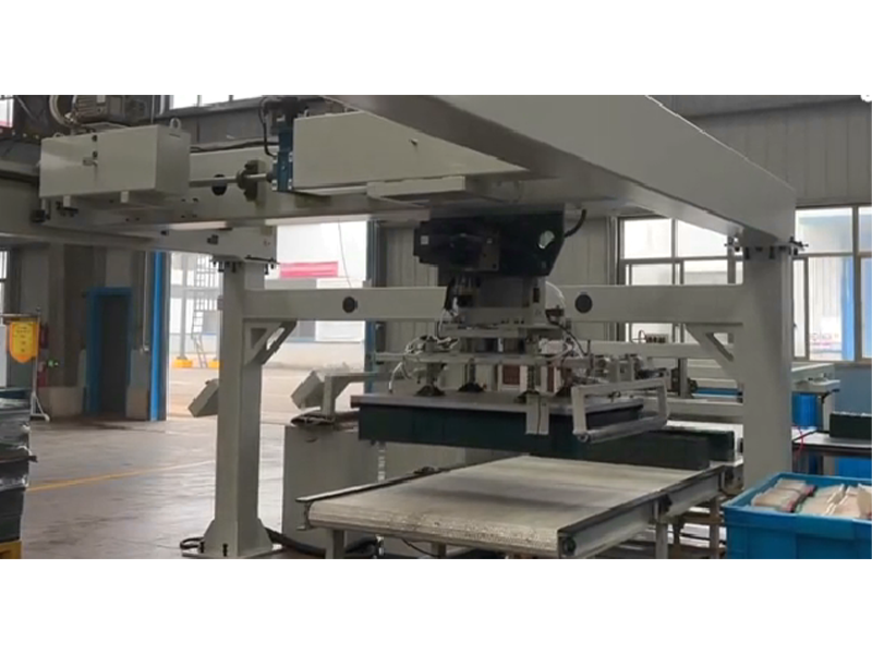 Gantry stacking robot